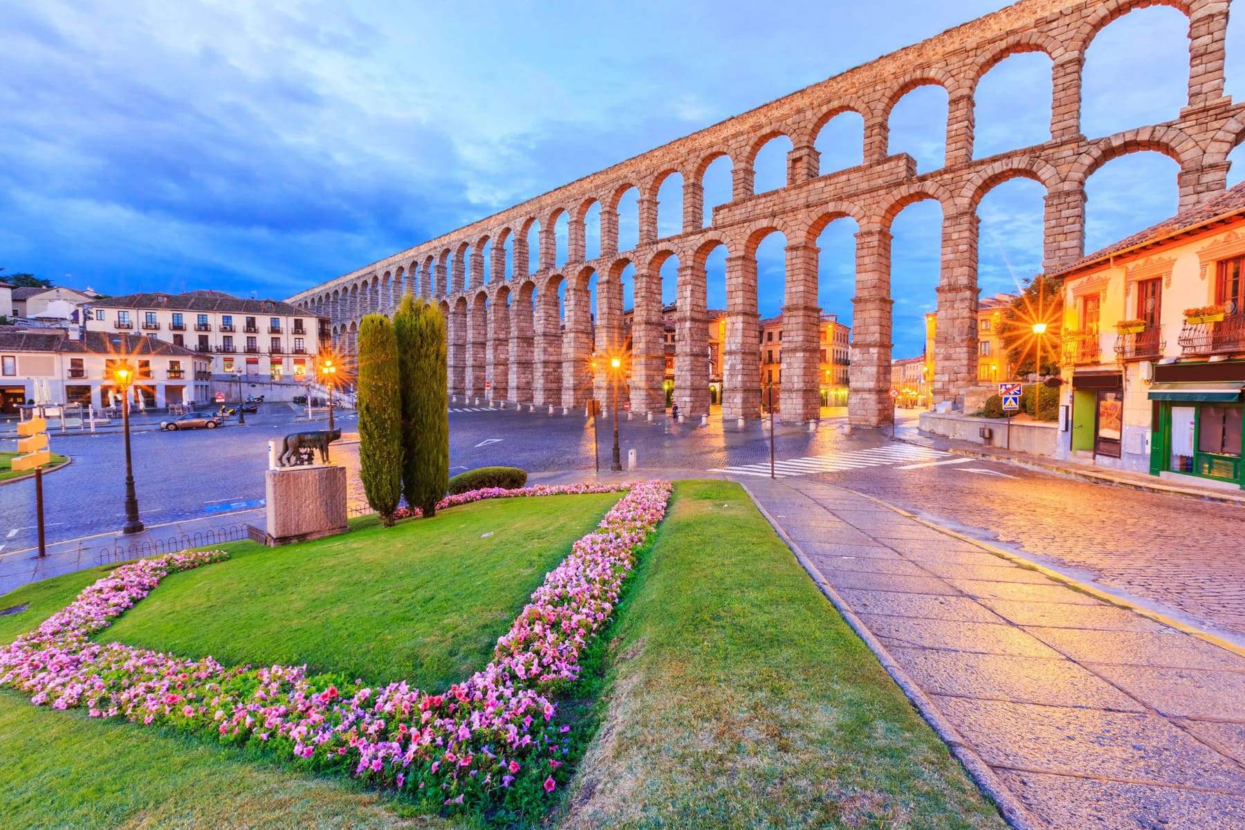 Segovia en medio día